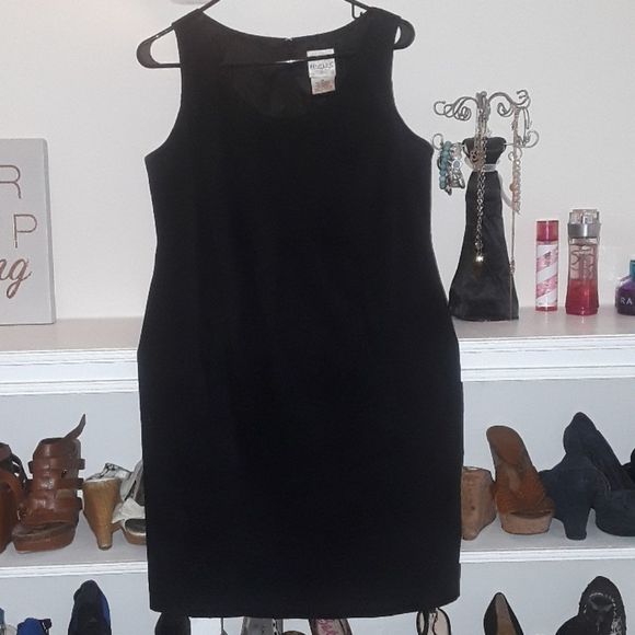 tr bentley Dresses & Skirts - TR Bentley faux suede dress